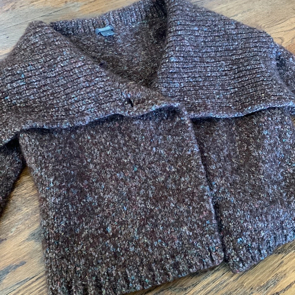 Sweater - Picture 2 of 5